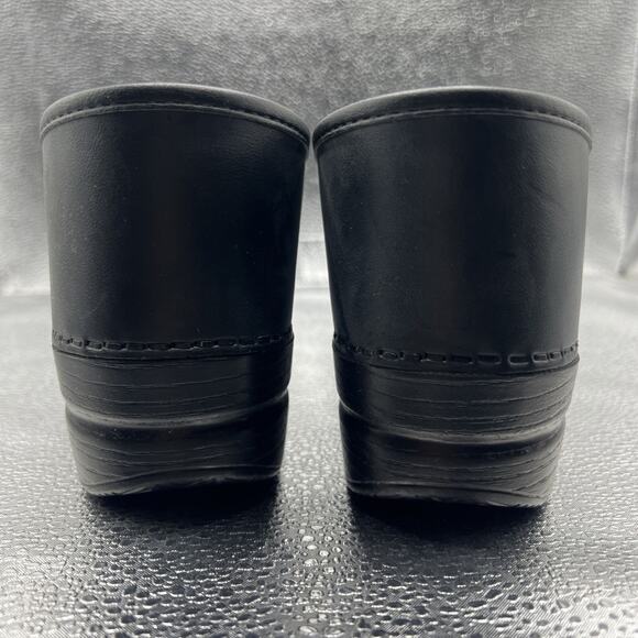Dansko 38 Clogs Black Smooth Leather 7.5-8 Professional Nursing Comfort size 40 - Picture 7 of 13